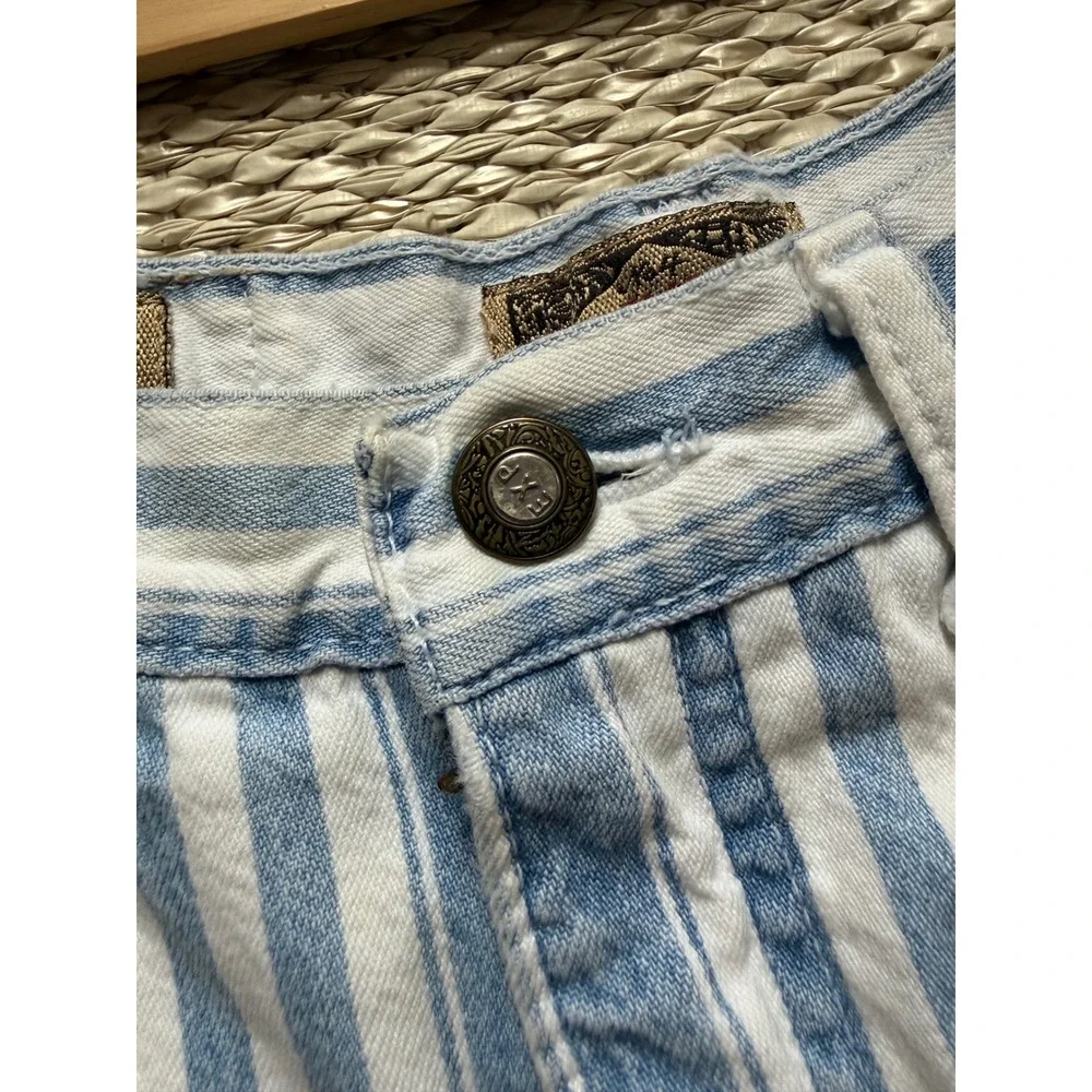 Vintage EXP Jeans Express Striped High Waisted Denim Shorts jorts‎ street wear